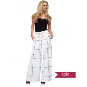 WIDE LEG TIE FRONT TROUSERS